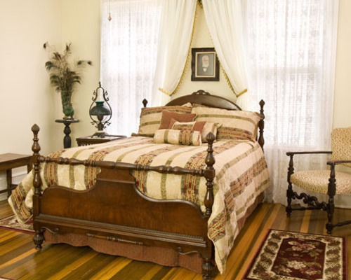 Bed and Breakfast The Historic Morris Harvey House Fayetteville Habitación foto